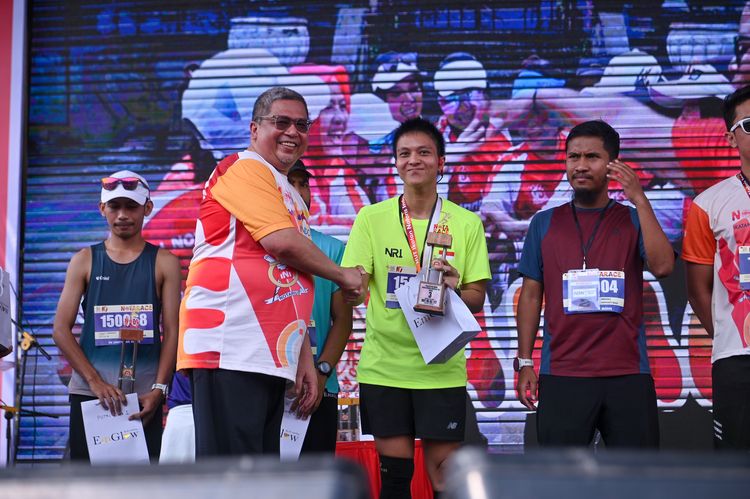Race photo from NOTARACE 2025