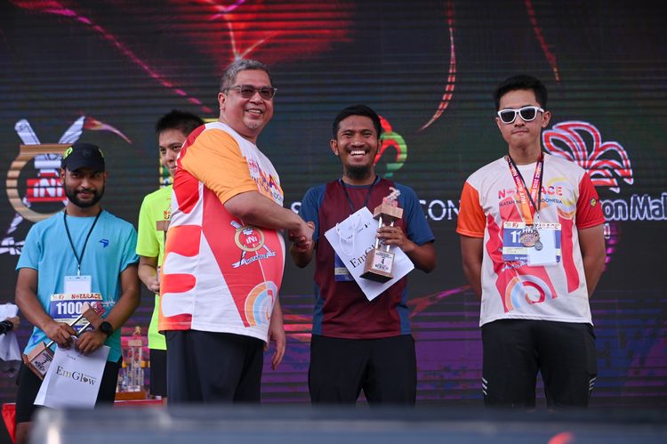 Race photo from NOTARACE 2025