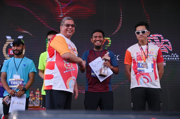 Race photo from NOTARACE 2025