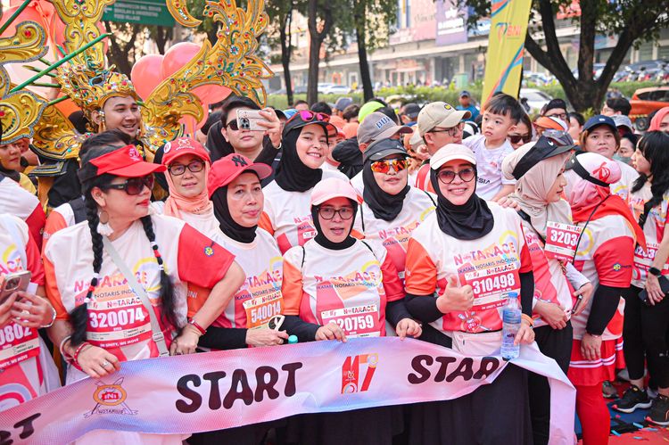 Race photo from NOTARACE 2025