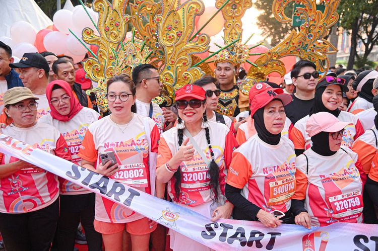 Race photo from NOTARACE 2025