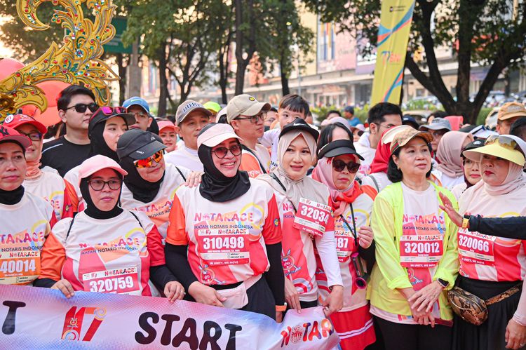 Race photo from NOTARACE 2025