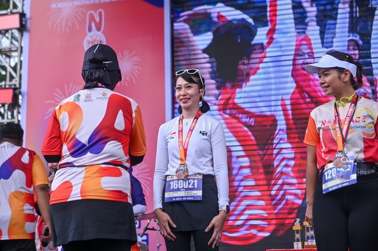 Race photo from NOTARACE 2025