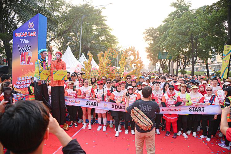 Race photo from NOTARACE 2025
