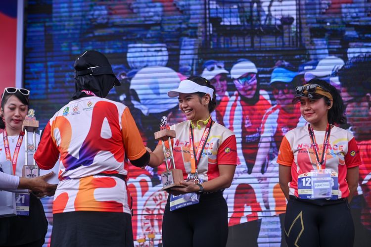 Race photo from NOTARACE 2025