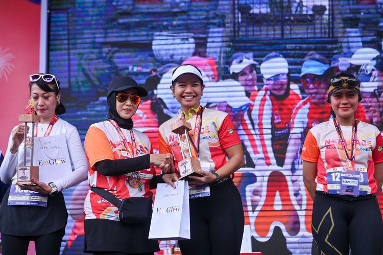 Race photo from NOTARACE 2025