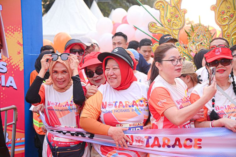 Race photo from NOTARACE 2025