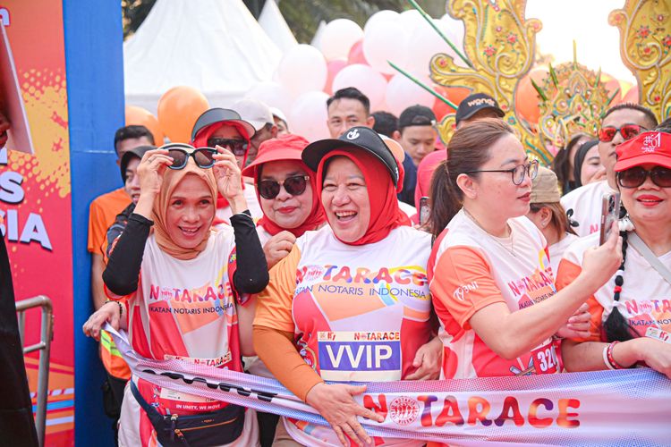 Race photo from NOTARACE 2025