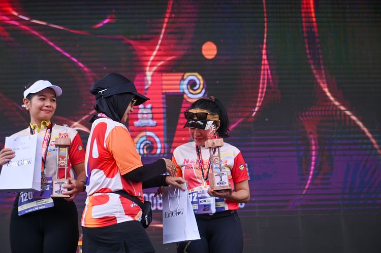 Race photo from NOTARACE 2025