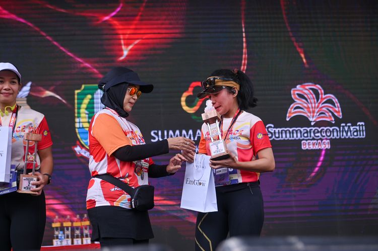 Race photo from NOTARACE 2025