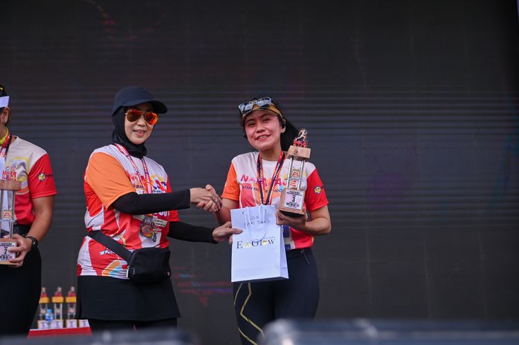 Race photo from NOTARACE 2025