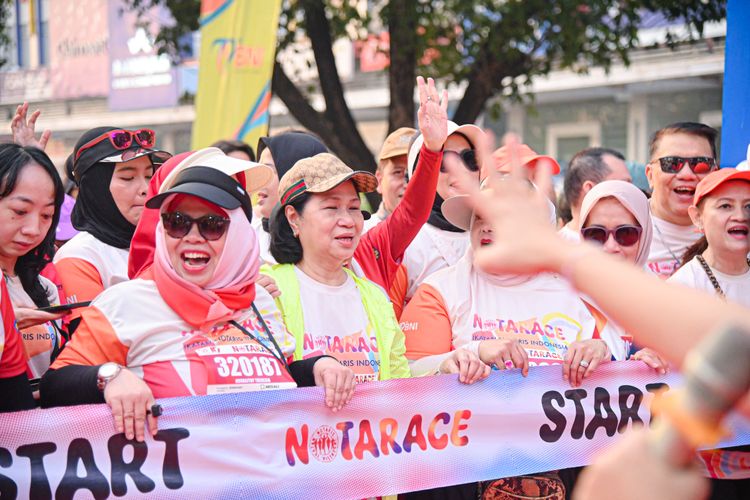 Race photo from NOTARACE 2025
