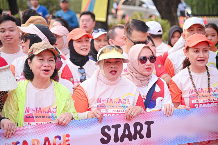 Race photo from NOTARACE 2025