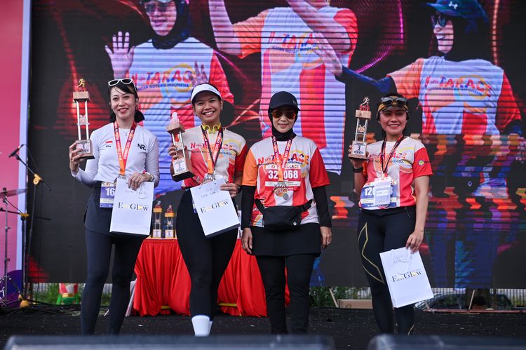 Race photo from NOTARACE 2025