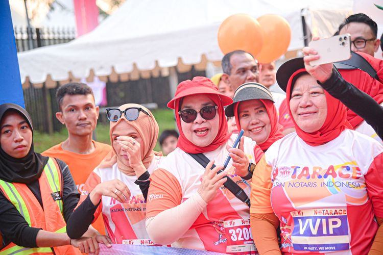 Race photo from NOTARACE 2025
