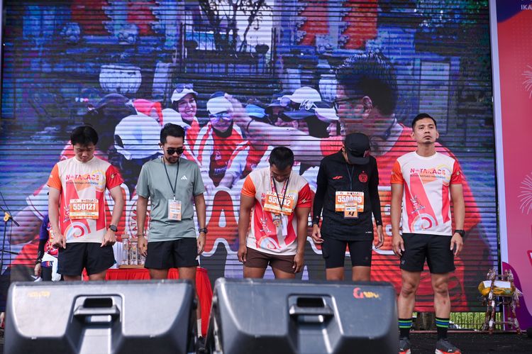 Race photo from NOTARACE 2025