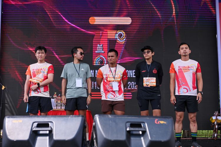 Race photo from NOTARACE 2025