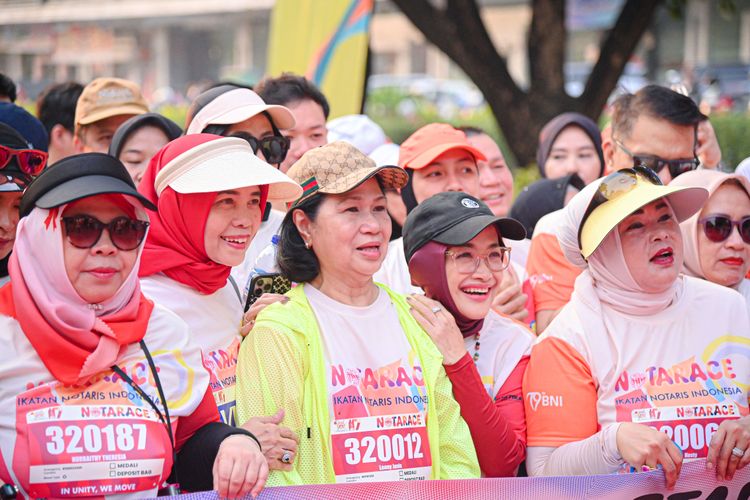 Race photo from NOTARACE 2025