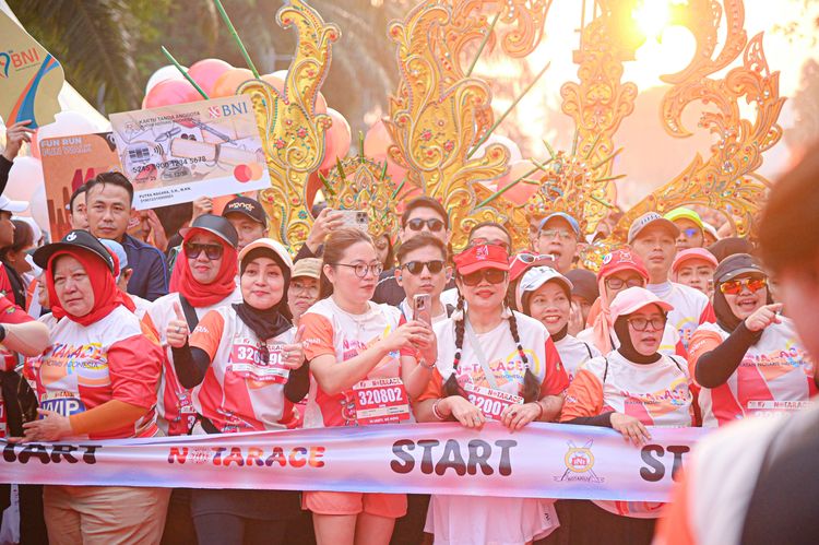 Race photo from NOTARACE 2025