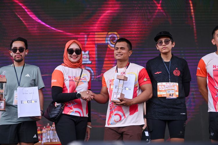 Race photo from NOTARACE 2025