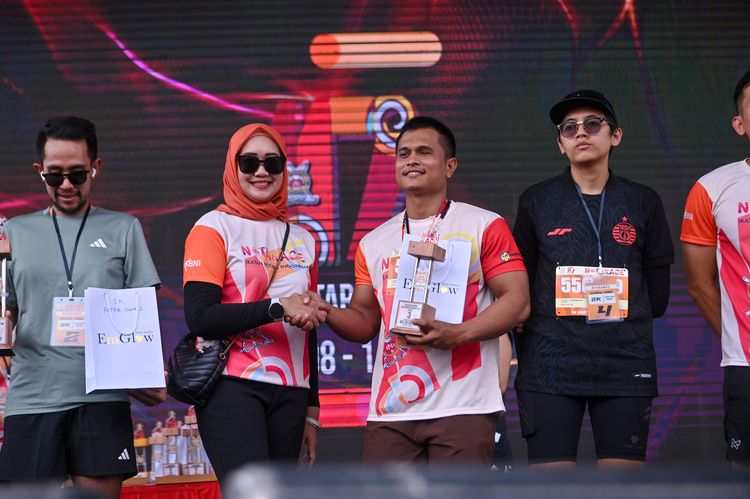 Race photo from NOTARACE 2025