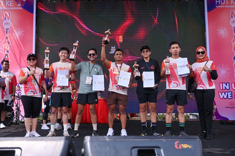 Race photo from NOTARACE 2025