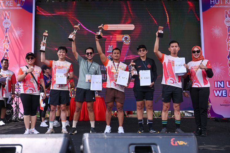Race photo from NOTARACE 2025