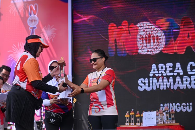Race photo from NOTARACE 2025