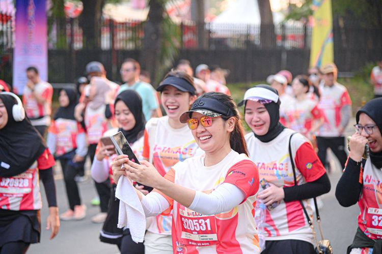 Race photo from NOTARACE 2025