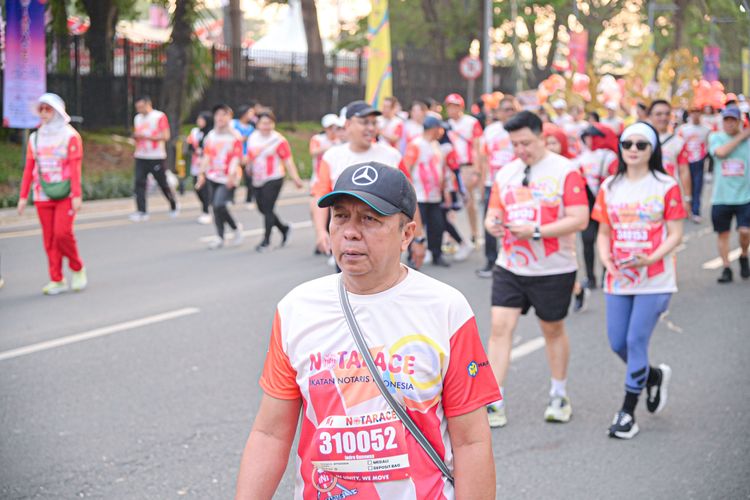 Race photo from NOTARACE 2025