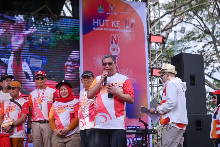 Race photo from NOTARACE 2025