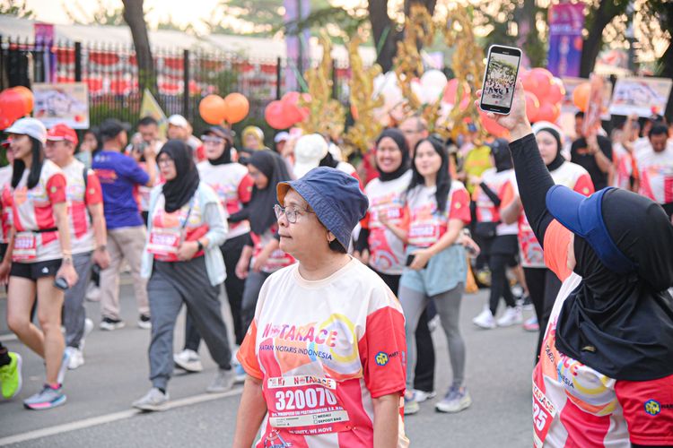 Race photo from NOTARACE 2025