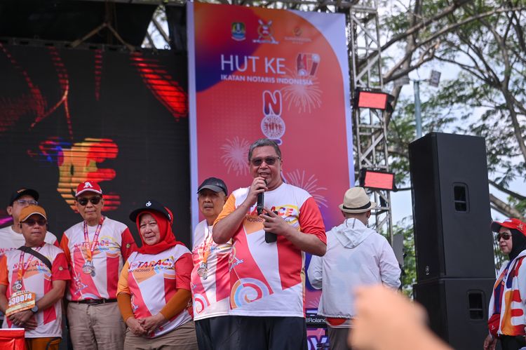 Race photo from NOTARACE 2025