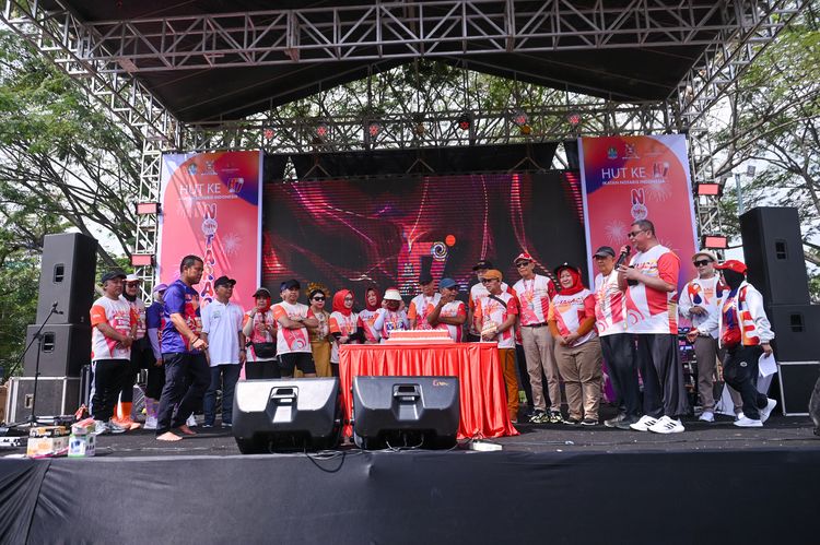 Race photo from NOTARACE 2025