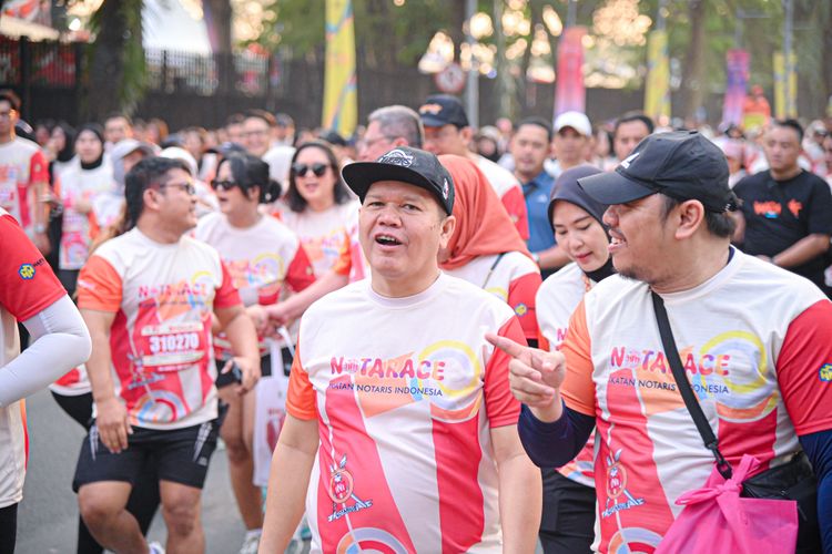 Race photo from NOTARACE 2025