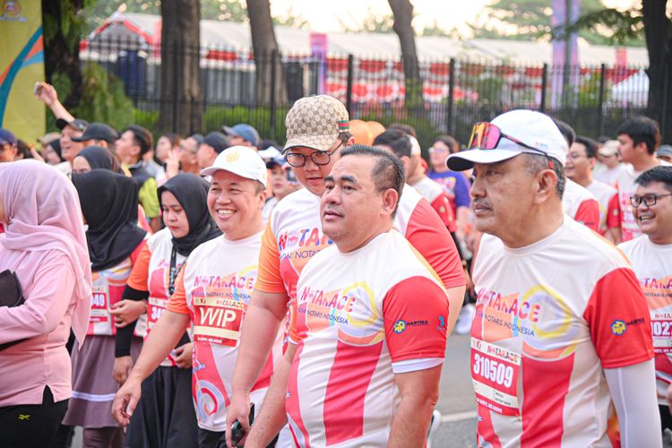 Race photo from NOTARACE 2025