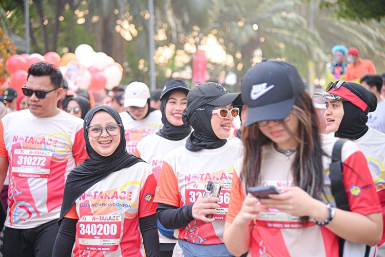 Race photo from NOTARACE 2025