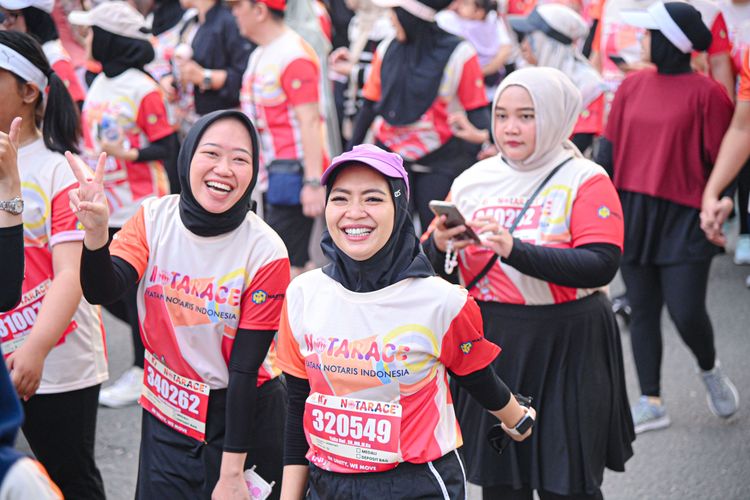 Race photo from NOTARACE 2025
