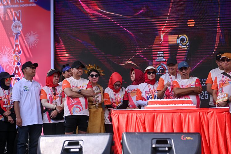 Race photo from NOTARACE 2025