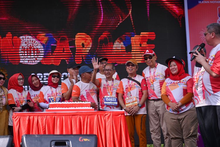 Race photo from NOTARACE 2025