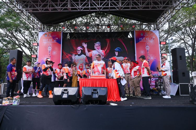 Race photo from NOTARACE 2025