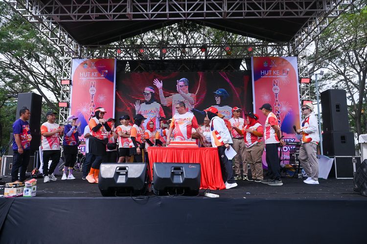Race photo from NOTARACE 2025
