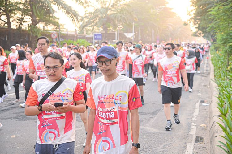 Race photo from NOTARACE 2025