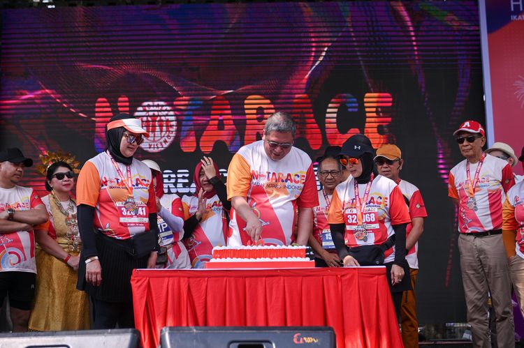 Race photo from NOTARACE 2025