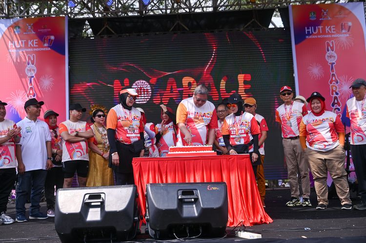 Race photo from NOTARACE 2025