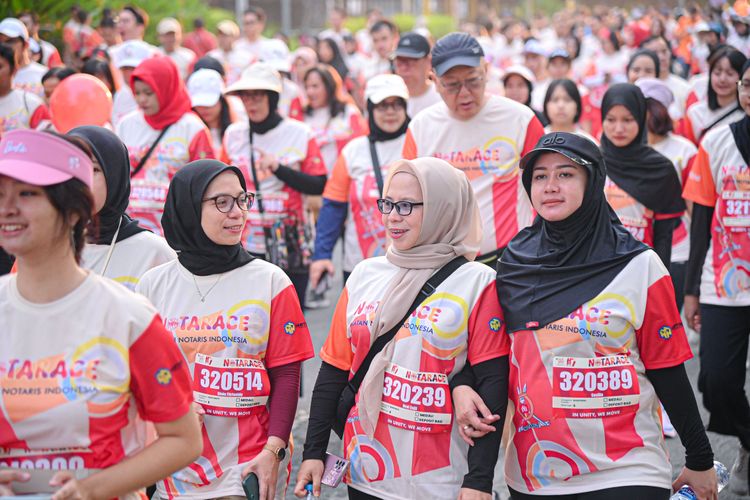 Race photo from NOTARACE 2025
