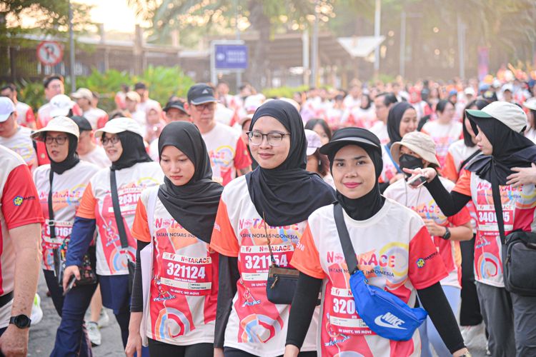 Race photo from NOTARACE 2025