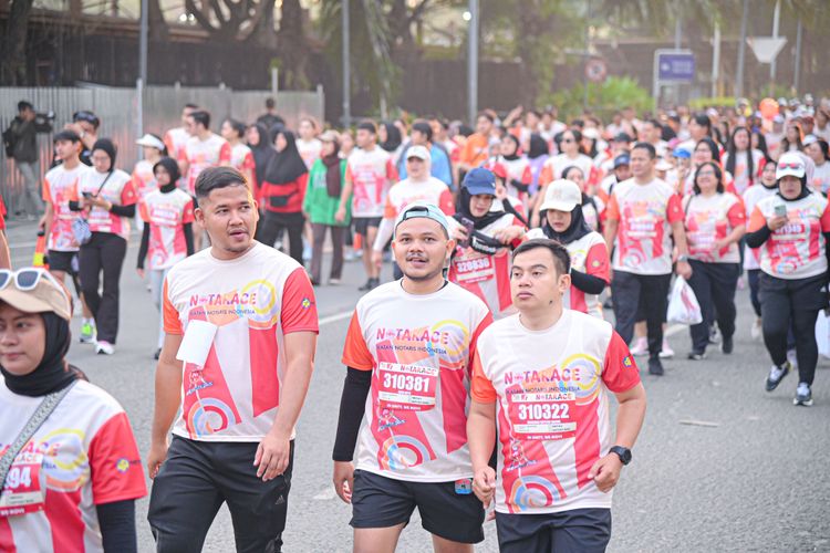 Race photo from NOTARACE 2025