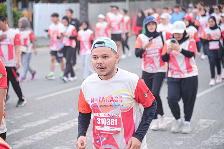 Race photo from NOTARACE 2025