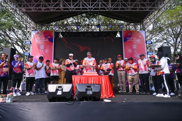 Race photo from NOTARACE 2025